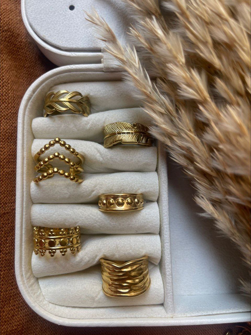 Trendy Rings