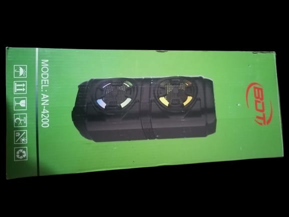 صب مضيي صوت نقي حجم كبير 